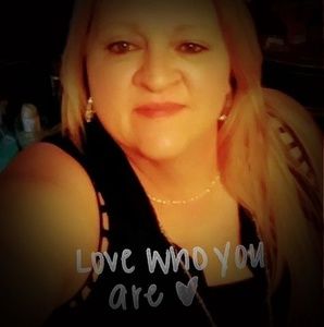 Meet your Posher, Sherry